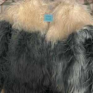 New with tags Furry jacket size M/L